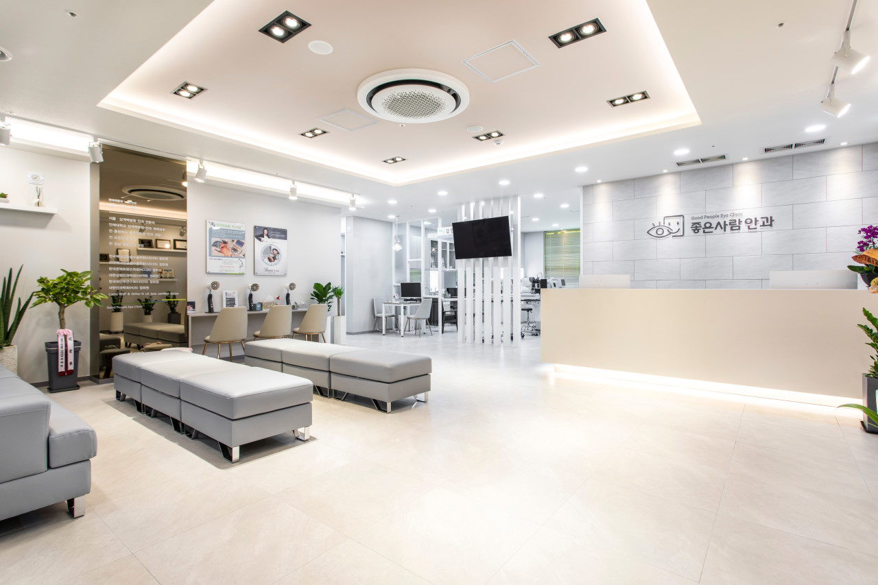 🩺 일요일에도 진료하는 좋은사람안과의원은 4층에 있어요!